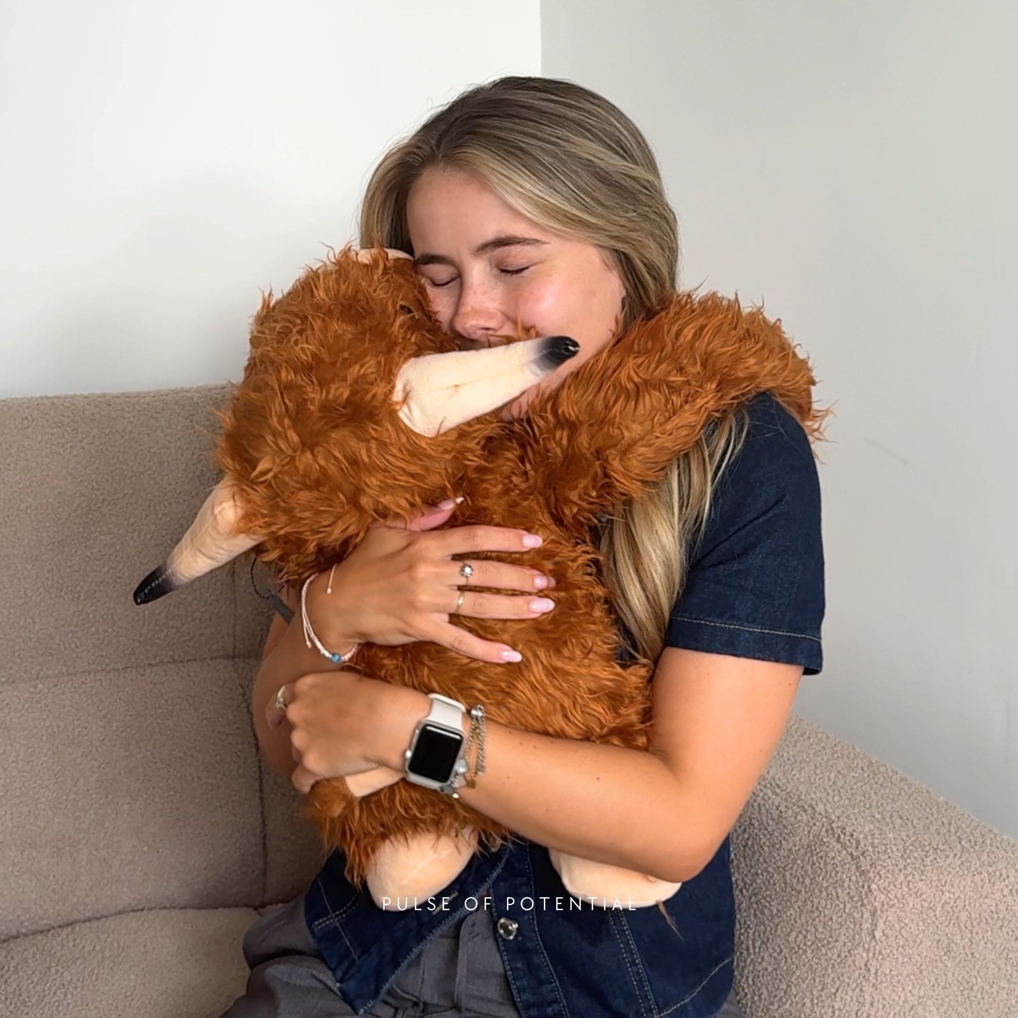 Hallie the Highland Cow Weighted Animal